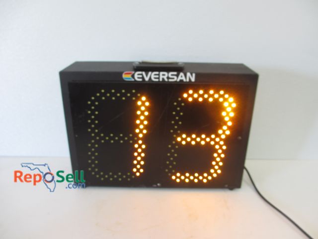 Lot 31-1252 - Eversan 9382 All Sport Interval Timer; 19" x 14" x 6"d; Powers On, Siren Sounds