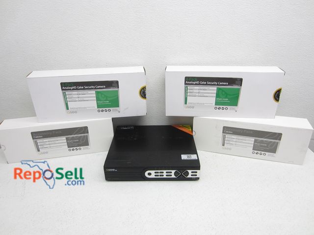 Lot 31-2386 - Qsee HD 16 Channel Security Monitor System - (8) Cameras, Cables - NO Power Cable