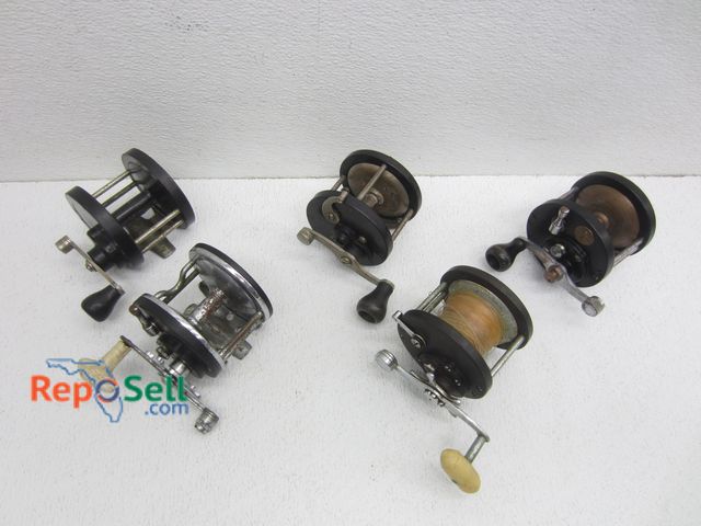 Lot 31-5425 - (5) Vintage Reels: 1- Penn, 3- Ocean City, 1 - HI