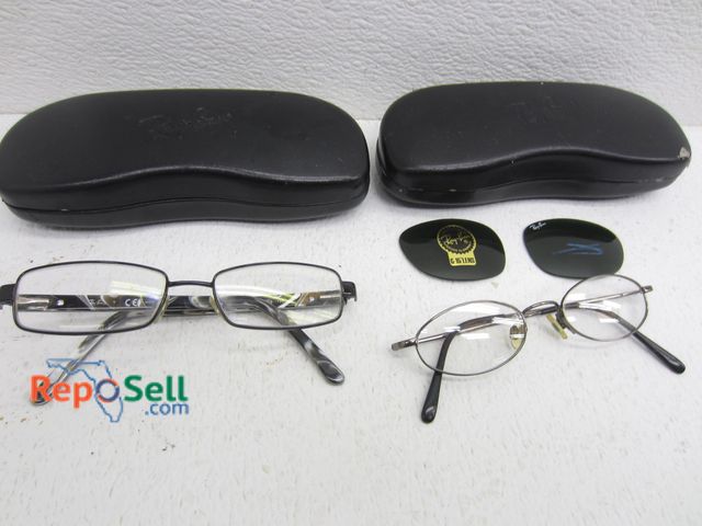 Lot 31-3165 - (2) Prescription Glasses With (2) Ray-Ban Cases: (1) Is Ray-Ban Glasses