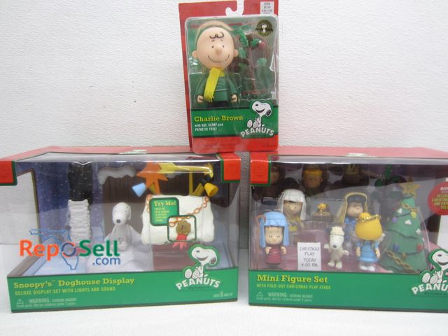 Lot 31-3563 - (3) Peanuts Toys In Box - All Appear New