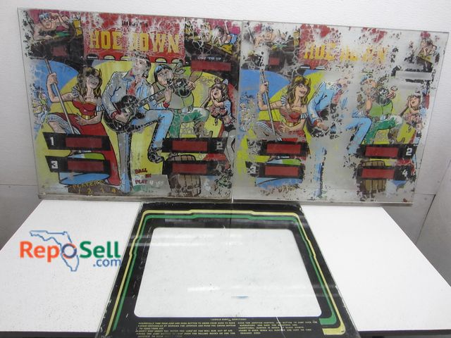 Lot 31-2133 - (3) Vintage Arcade Glass Bezels