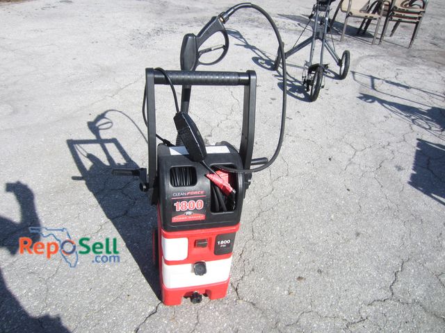 Lot 31-3140 - Clean Force 1800 PSI Electric Pressure Washer With Wand And Hose - Power On