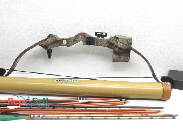 Lot 31-1111 - Bear Warrior Z Compound Bow With Quiver, Arrows And Kit