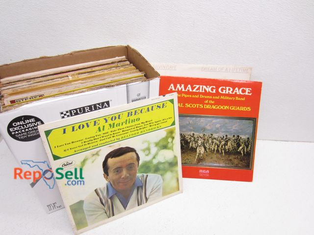 Lot 31-1132 - Approx (92) Vinyl Records