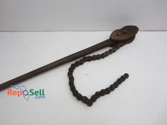 Lot 31-3352 - Chain Clamp 44" Long