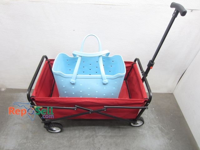 Lot 31-4508 - Foldable Beach Wagon &amp; Plastic Rinseable Beach Tote Bag