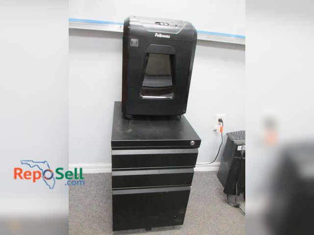 Lot 31-8187 - Fellowes 12c Shredder (powers on) and Small 24" Metal Rolling Cabinet