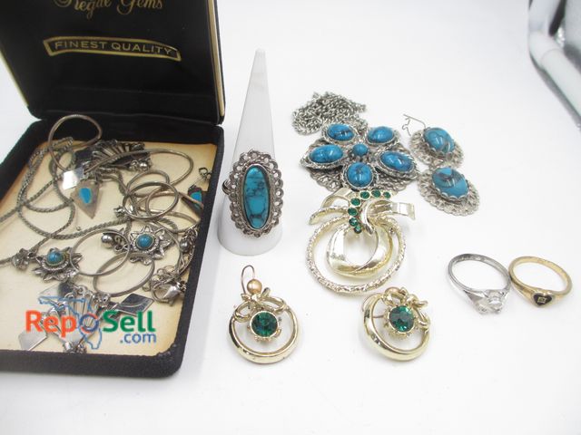 Lot 31-1013 - Costume Jewelry Lot: Necklace/Earring Set, Rings, Pin/Earring Set, etc.
