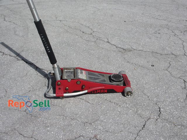 Lot 31-9211 - Craftsman 3 Ton Aluminum Jack
