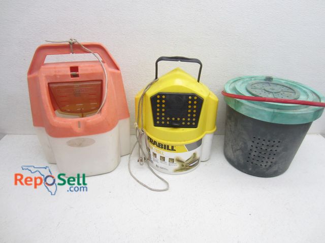 Lot 31-9400 - (3) bait buckets