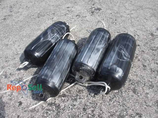 Lot 31-9206 - (4) 2'L Buoys