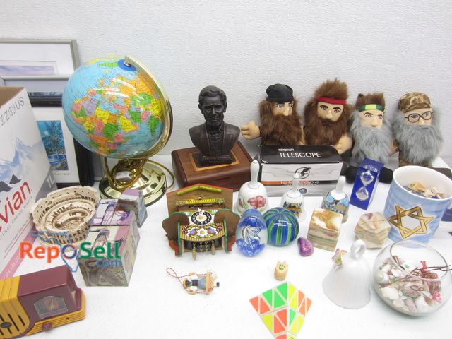 Lot 31-1248 - Estate Lot: Stone Paperweights, Globe, Decor, etc.
