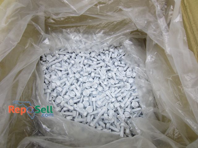 Lot 31-4227 - Approx (25)lbs of 3/4" Self Drilling Screws
