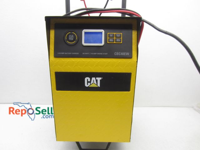 Lot 31-5064 - CAT Battery Charger #CBC40EW - Power On