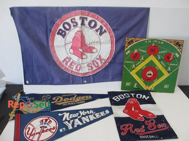 Lot 31-1352 - Baseball Collectables Lot: Yankees And Dodgers Pennants, Red Sox Flag etc