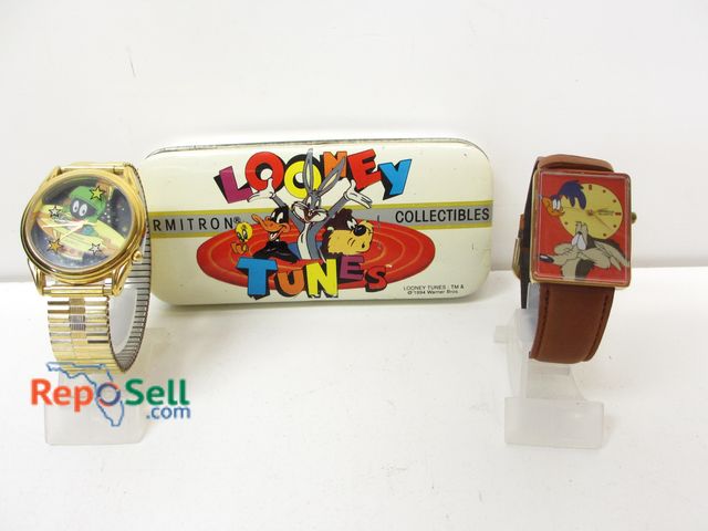 Lot 31-2017 - (2) Collectible Watches w/New Batteries, Metal 1994 Tin: Rare Looney Tunes "Marvin the Martian" &amp...
