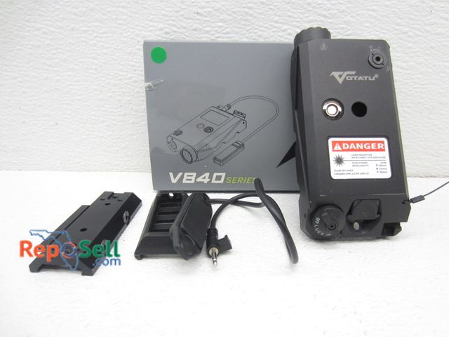 Lot 31-1142 - New Laser Light for Gun rail - V840 series - powers on.