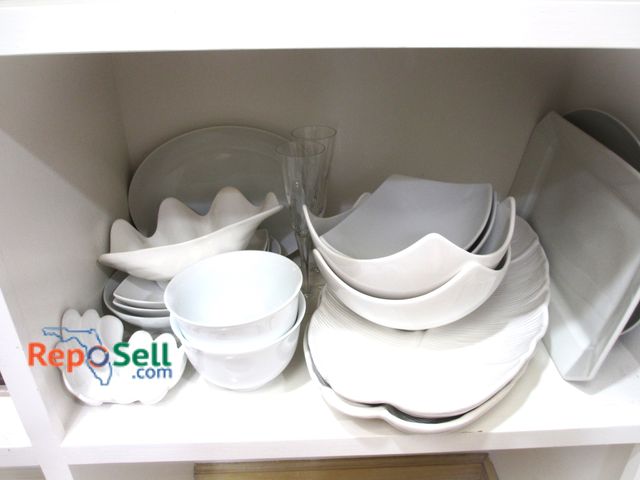 Lot 31-1335 - Ceramic Kitchenware:  Aplico France Platter, (2) Large Leaf Platters, Red Vanilla Relish Dish, Bowls...