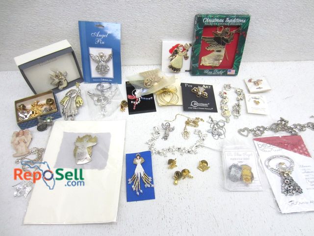 Lot 31-6316 - Lot Of Angel Pins, Jewelry, Ornaments etc