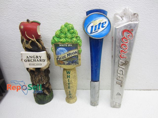 Lot 31-3447 - Approx (25) Beer Tabs: Guinness, Coors, Yuengling, Blue Moon etc