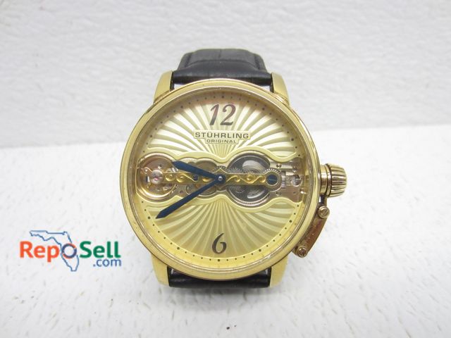 Lot 31-9084 - Stuhrling Watch - Preowned - Running when tested