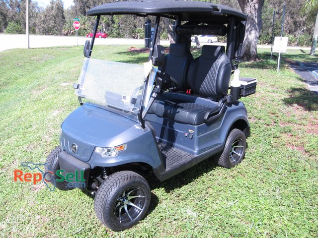 Lot 31-1008 - 2025 Epic E20 Golf Cart