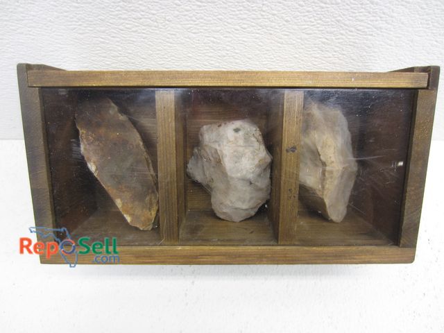 Lot 31-6047 - Native American Flint Scraper Artifacts (3) in Wood Showcase