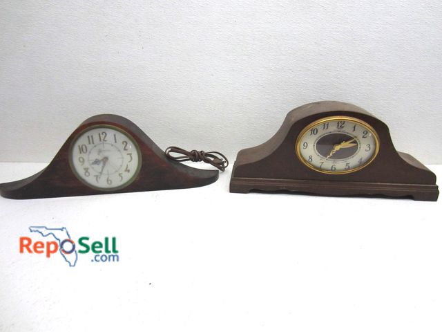 Lot 31-9167 - (2) Mantle Clocks Working: Sessions And Revere