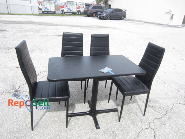 Lot 31-5368 - Black Table With (4) Chairs 42"x24"x29"