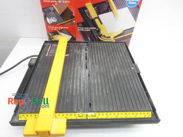 Lot 31-9472 - Diamond Wheel Wet Saw - Power On
