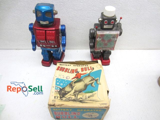 Lot 31-9359 - (2) Horikawa Japanese Metal Robots And Bubbling Bull Game