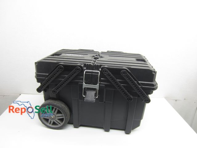 Lot 31-8620 - Husky Tool Box on Wheels, 15gal, 1-Missing Latch, #1001 858 312