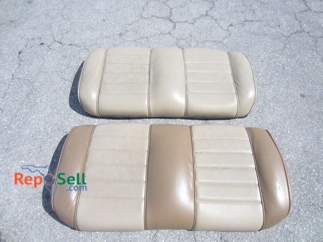 Lot 31-6487 - (2) Golf Cart Cushion Seats