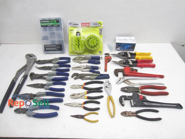 Lot 31-7128 - Lot Of Hand Tools, Some Are New: Husky, Kobalt, Ryobi etc