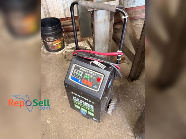 Lot 31-1100 - Cen-Tech Rolling Battery Charger And Starter With Digital Display. Features 6V/12V Charging Output, ...