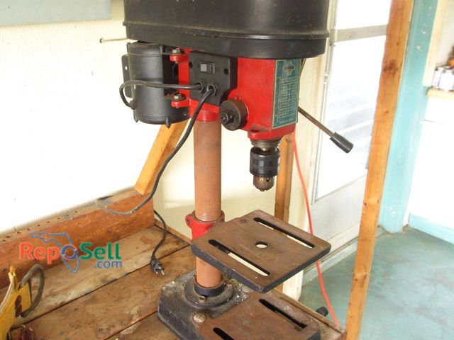 Lot 31-8366 - Cummins 1/3 HP 110V Bench Top Drill Press With Concept Motor - Powers On -Powers On - Buyer must rem...