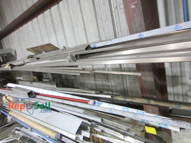Lot 31-8192 - (2) Rows Of Metal,  *Pick Up on Wednesday * Mostly Aluminum, Various Sizes - Top (2) Rows