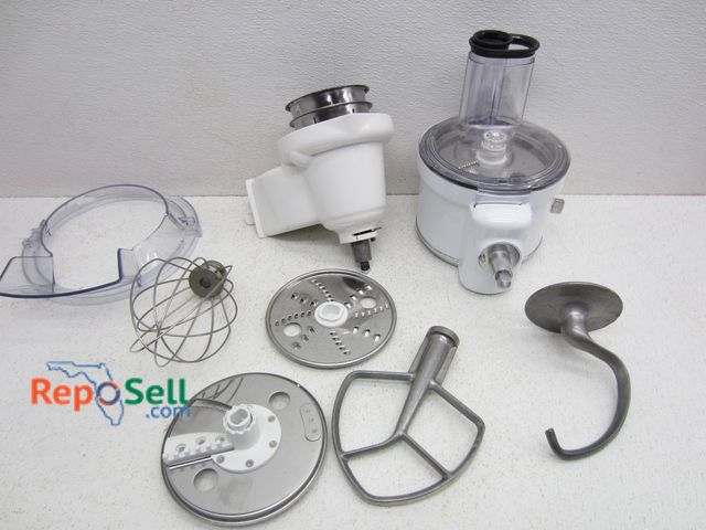 Lot 31-5163 - Kitchen Aide Accessories