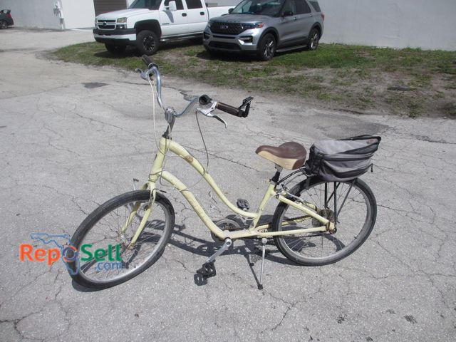 Lot 31-9208 - Trek Pure 14" Bicycle