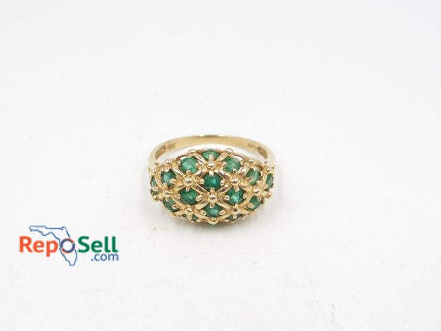 Lot 31-7001 - 13K Yellow Gold Emerald Ring Size 8.5, 3.89gt with box