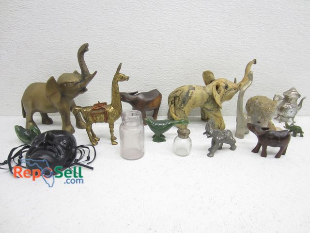 Lot 31-9344 - Animal Figure Lot; Elephants, Etc. Various Materials &amp; Sizes
