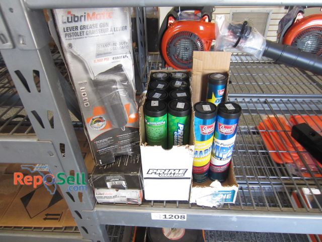 Lot 31-1208 - (11) New tubes of grease, grease guns