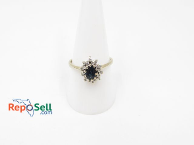 Lot 31-1013 - 14KP White Gold Sapphire Diamond Ring Size 8.5 - 3.04g total