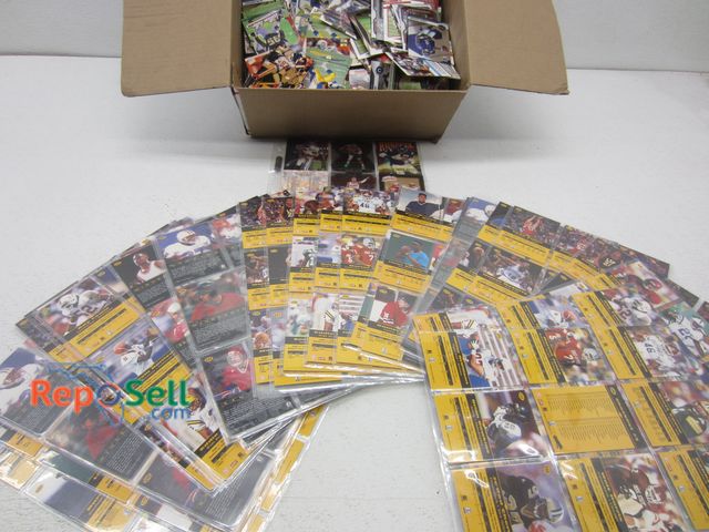 Lot 31-3322 - Sport Card Collection: Kobe Byrant, Barry Sanders, Brett Farve