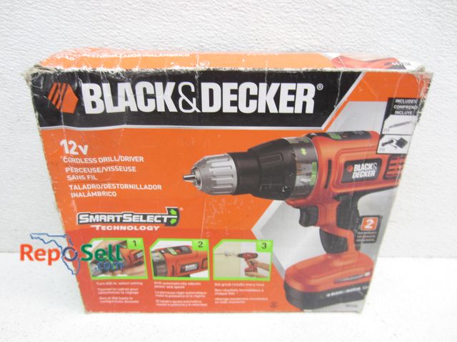Lot 31-3088 - Black &amp; Decker 12V Drill/Driver w/Charger #SS12C