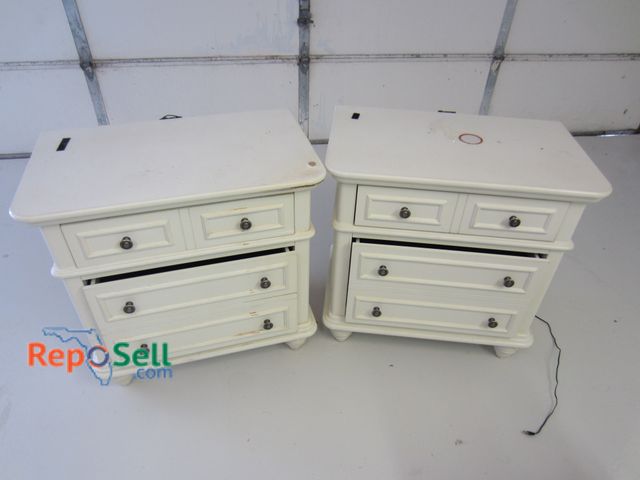 Lot 31-2140 - (2) Night Stands  29" x 28" x 19"