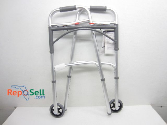 Lot 31-9381 - New Walker