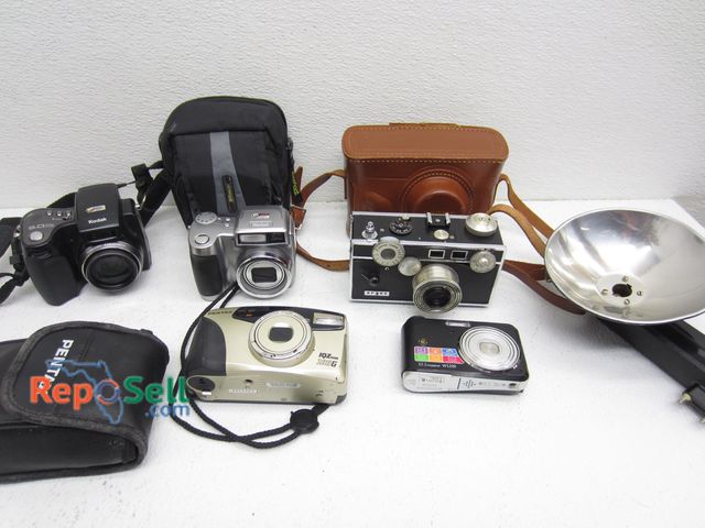 Lot 31-1182 - Camera Lot (5) : Argus, Kodak, Pentax, Kodak Silver, GE