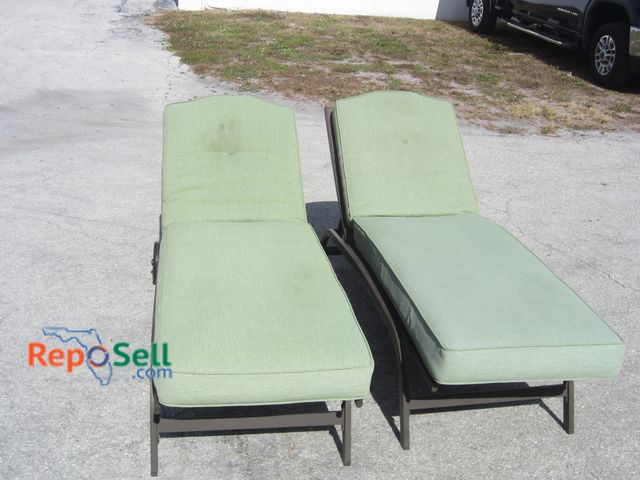 Lot 31-9438 - (2) Pool Side Lounge Chairs With Cushions